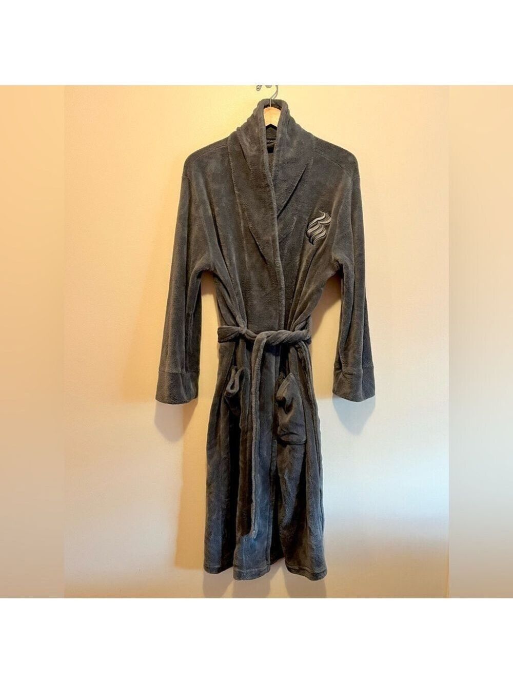 Rocawear Charcoal Plush Robe small / medium men’s